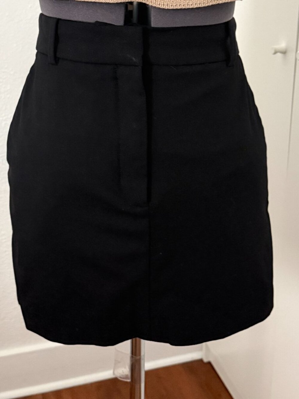 Aritzia Black Skirt